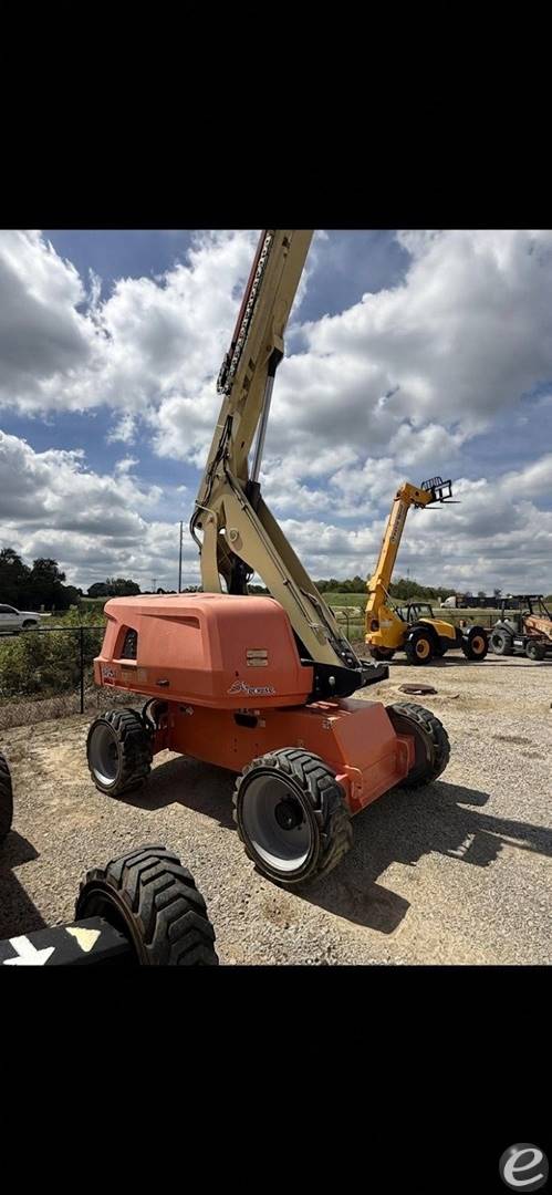 2018 JLG 660SJ