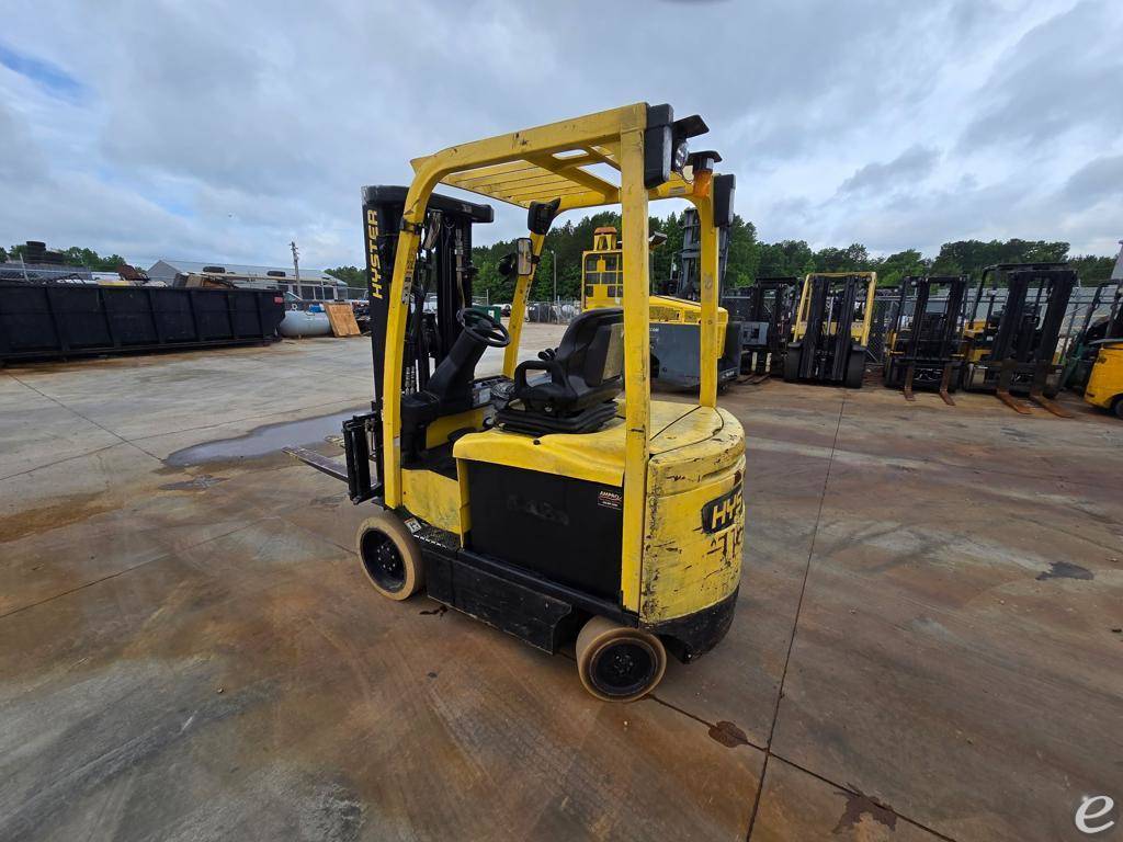 2011 Hyster E60XN-33