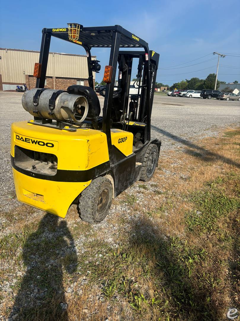2002 Daewoo G30P-3