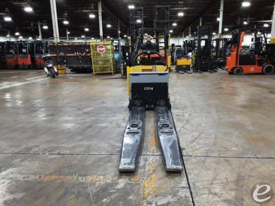 2017 Hyster B80ZHD Electric Forklift - 123Forklift