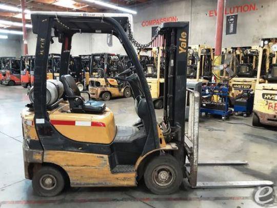 2016 Yale GLP030 LP Gas Forklift