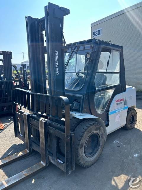 2015 Nissan MDG1F4A50V