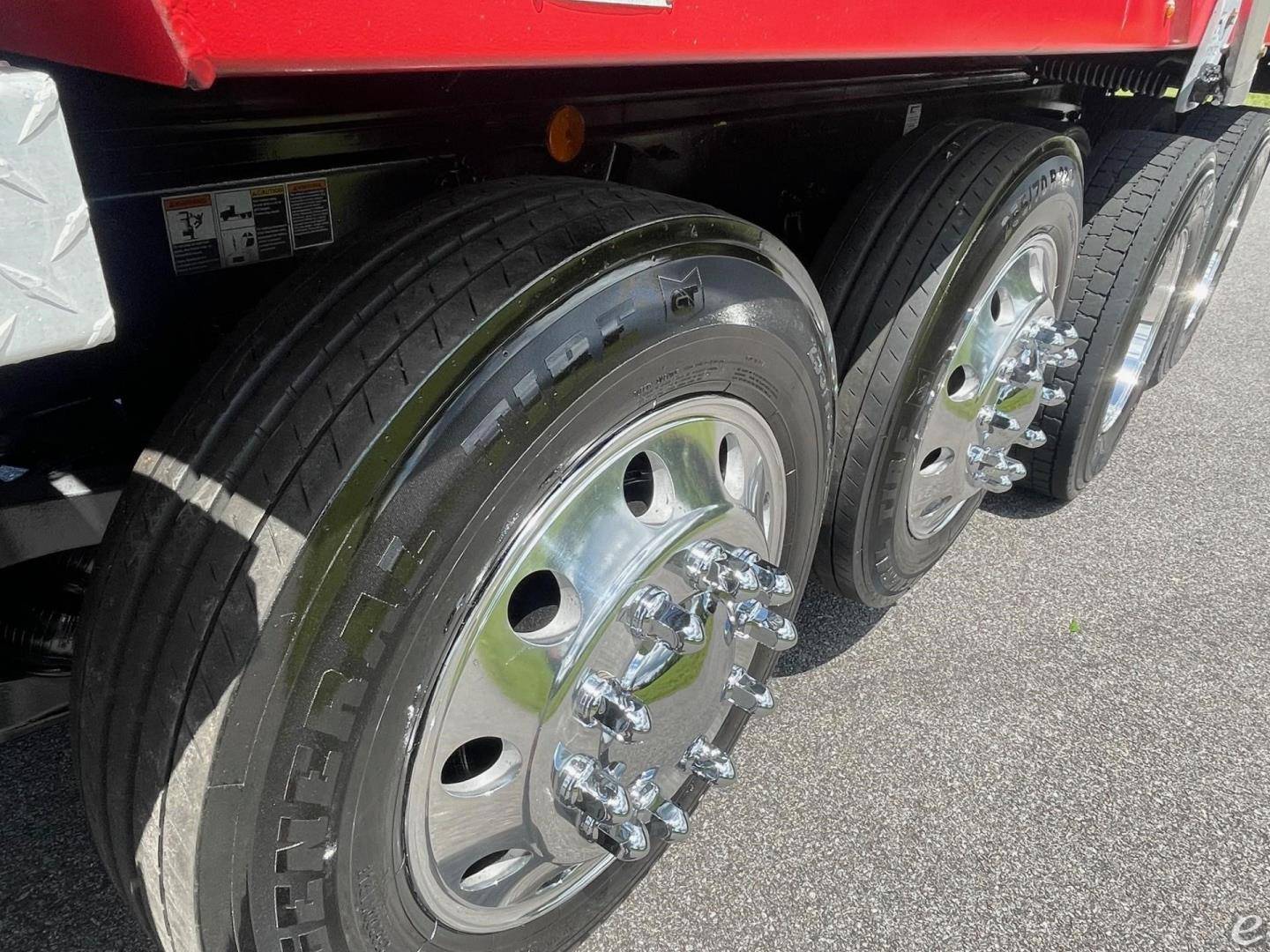 2022 Kenworth T880S
