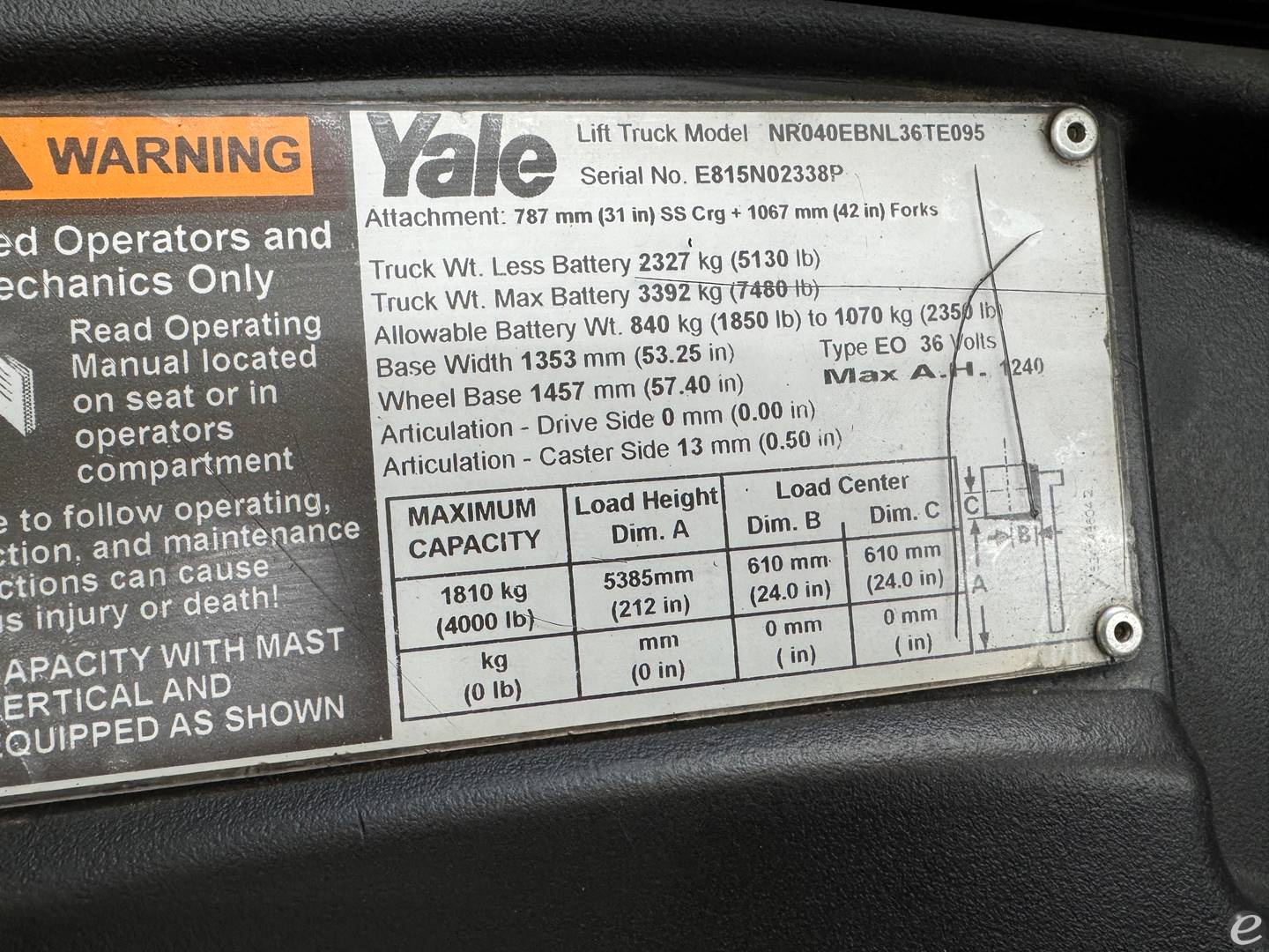 2016 Yale NR040EB