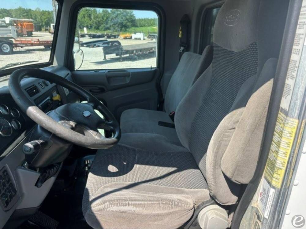 2015 Peterbilt 337