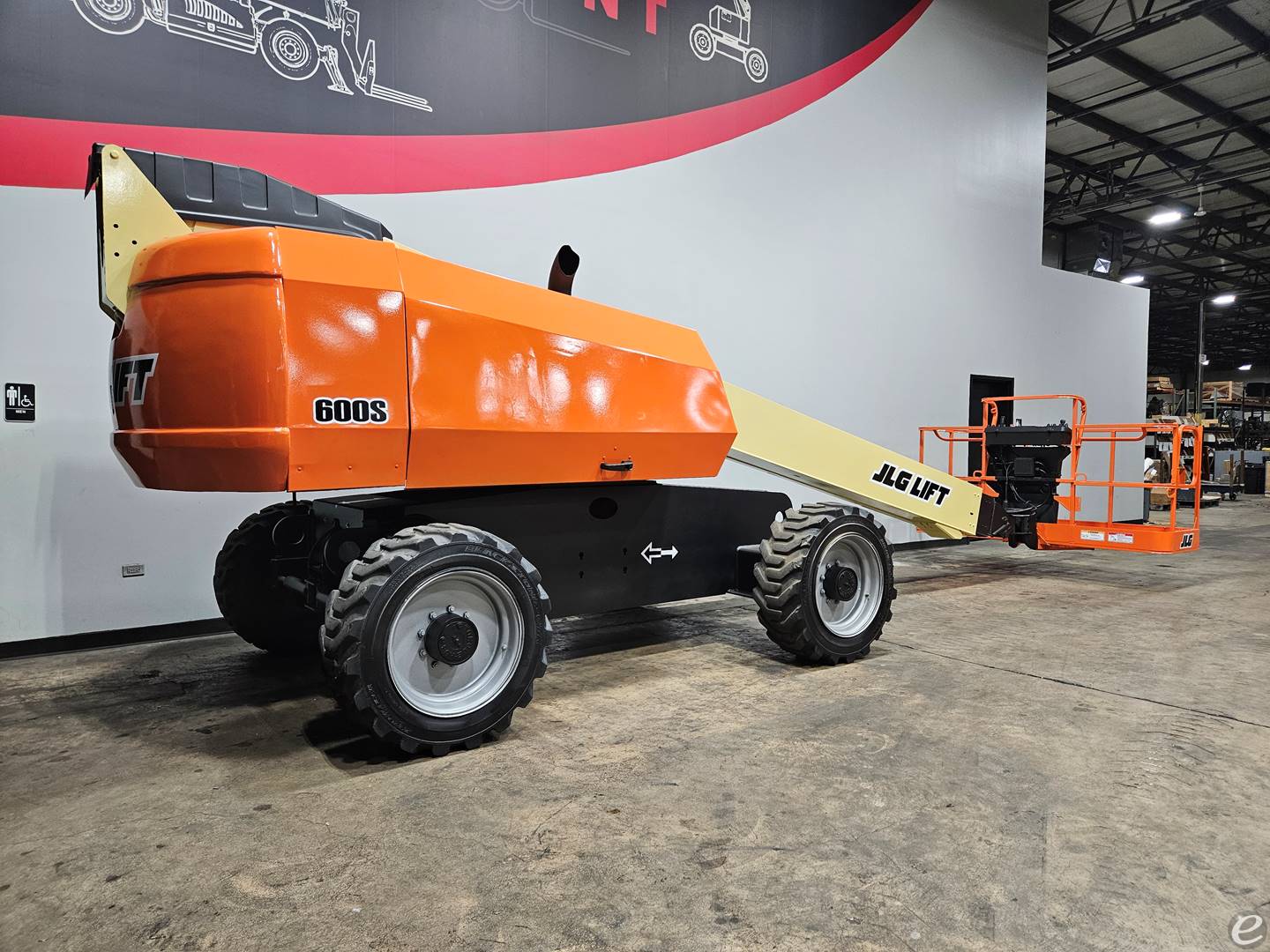 2014 JLG 600S