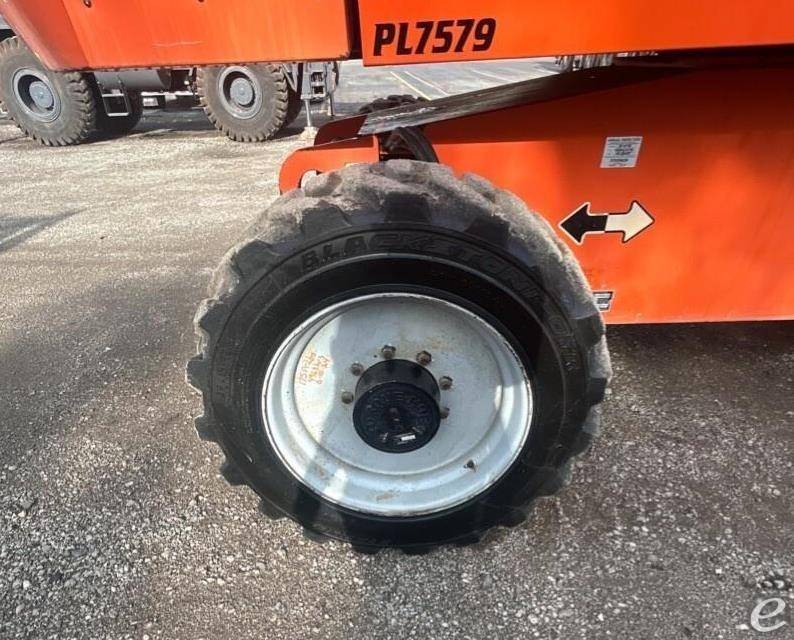 2013 JLG 600S