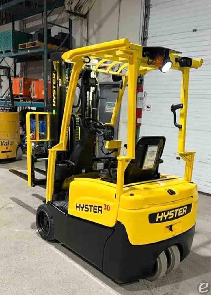 2017 Hyster J30XNT Electric Forklift - 123Forklift