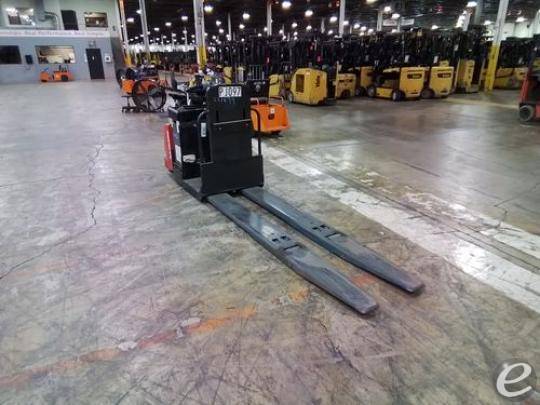 2015 Raymond 8510