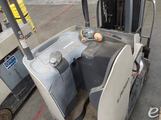 2024 Crown RC5745-40