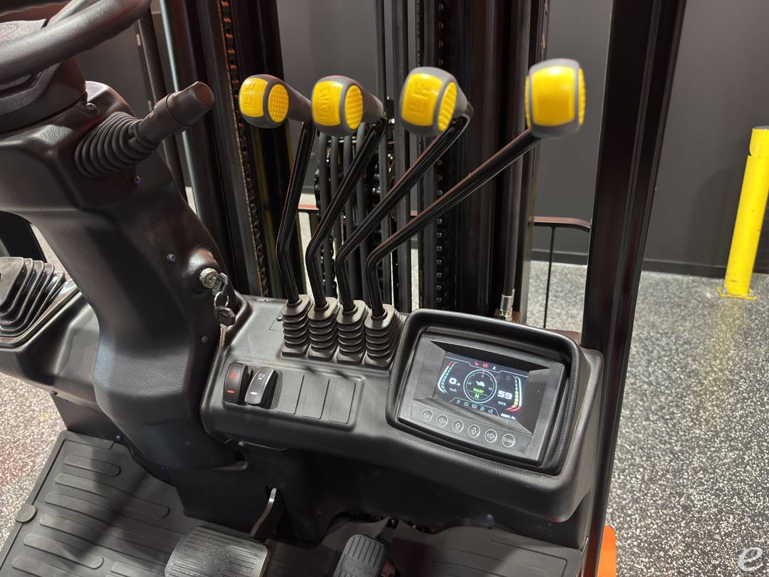 2026 Viper Lift Trucks FB25CF
