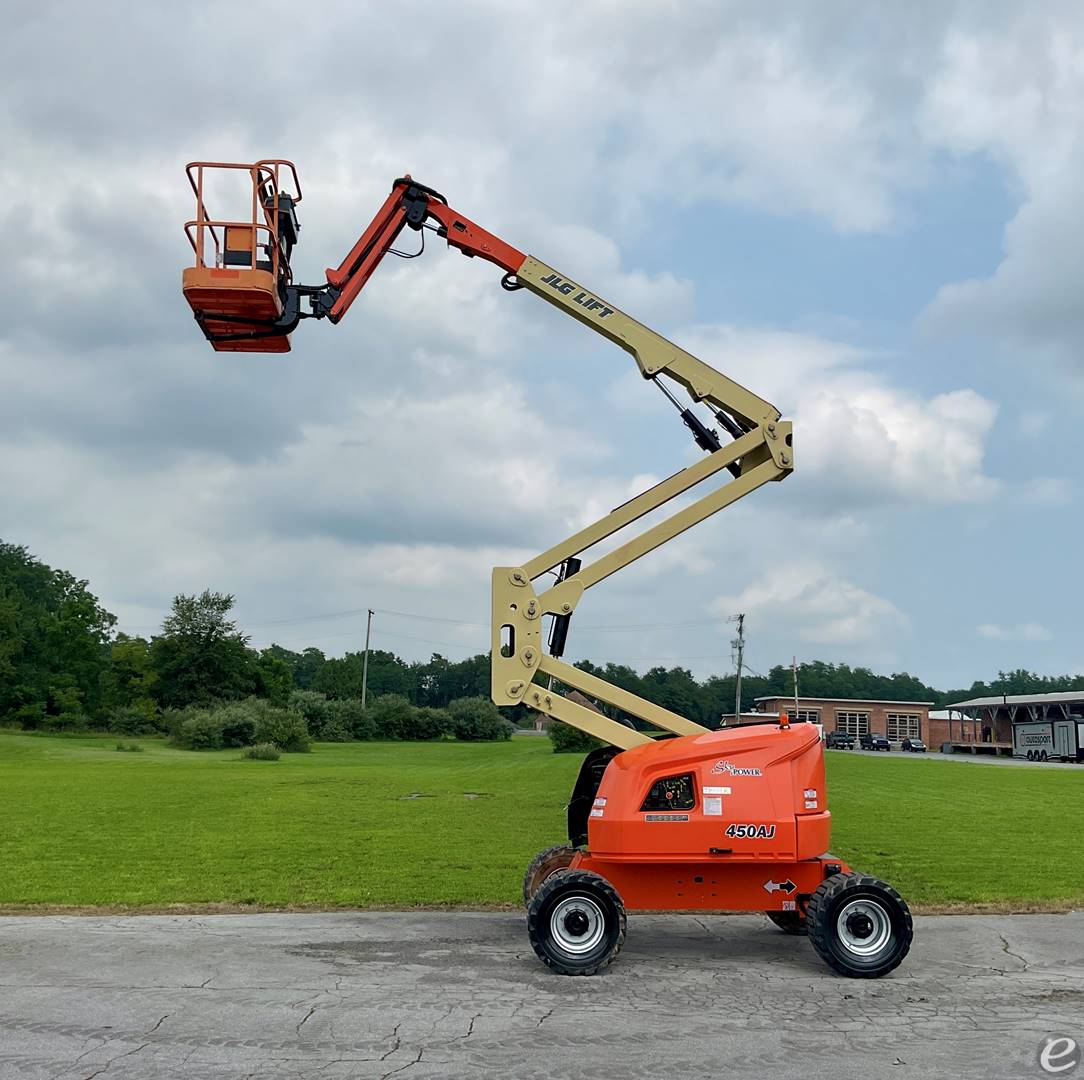 2016 JLG 450AJ