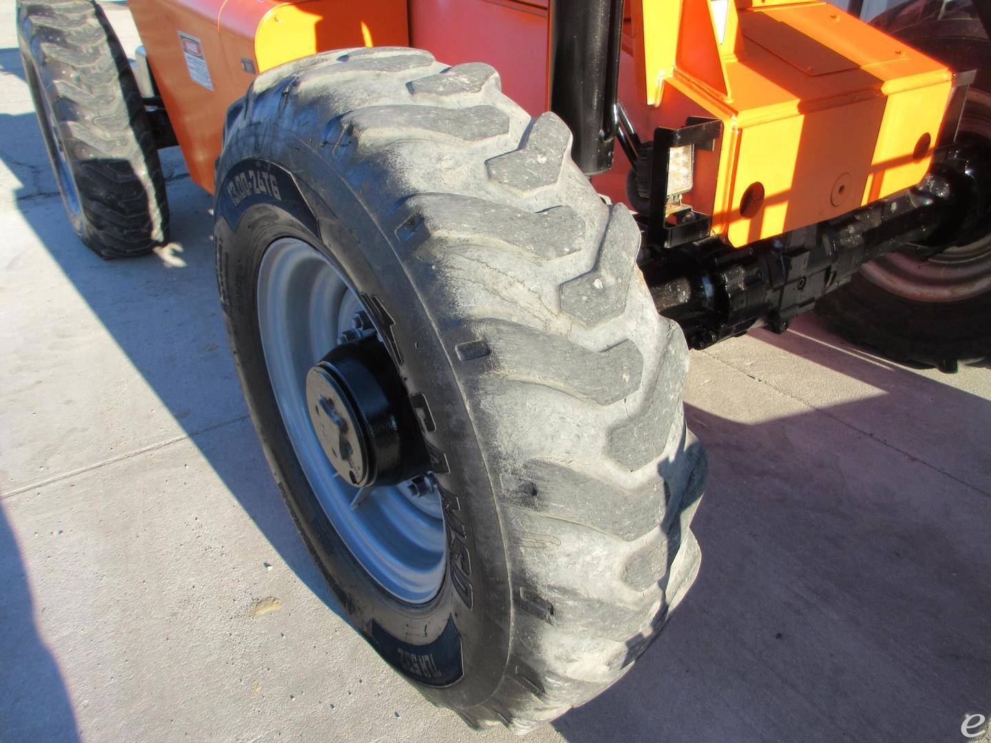 2016 Skytrak 8042