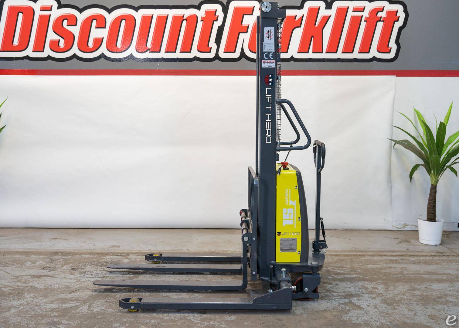 2024 Lift Hero CDD15-E1CB Electric Forklift - 123Forklift