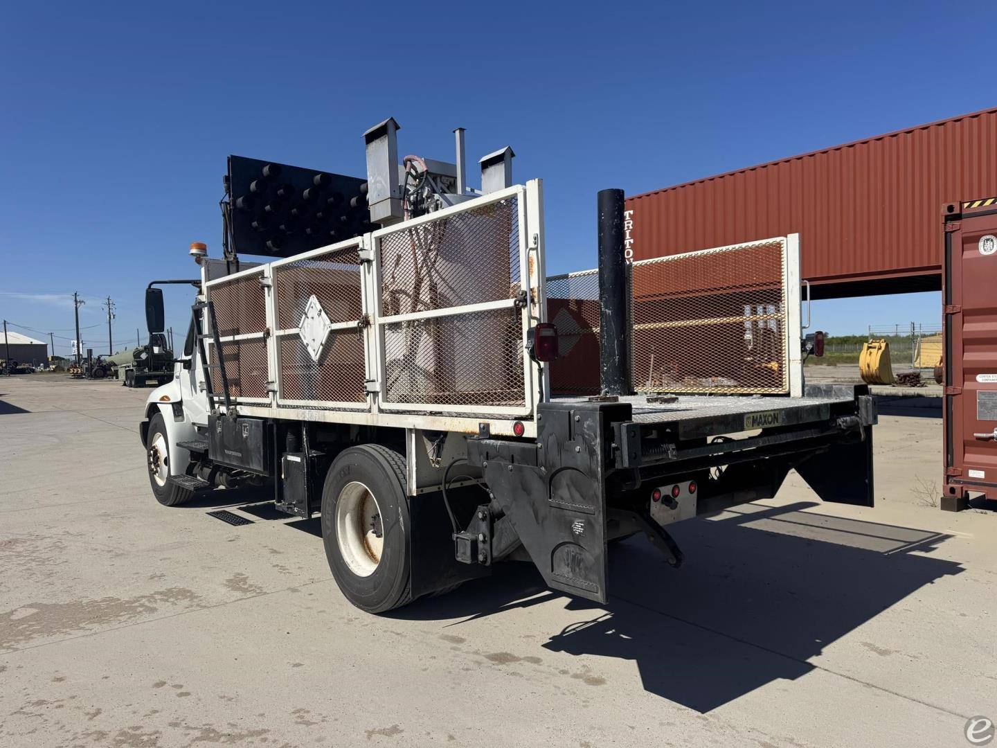 2009 International DURASTAR 4300