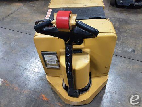 2015 Yale MCW040