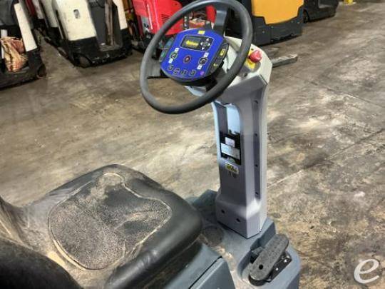 2023 Advance SC4000 28D