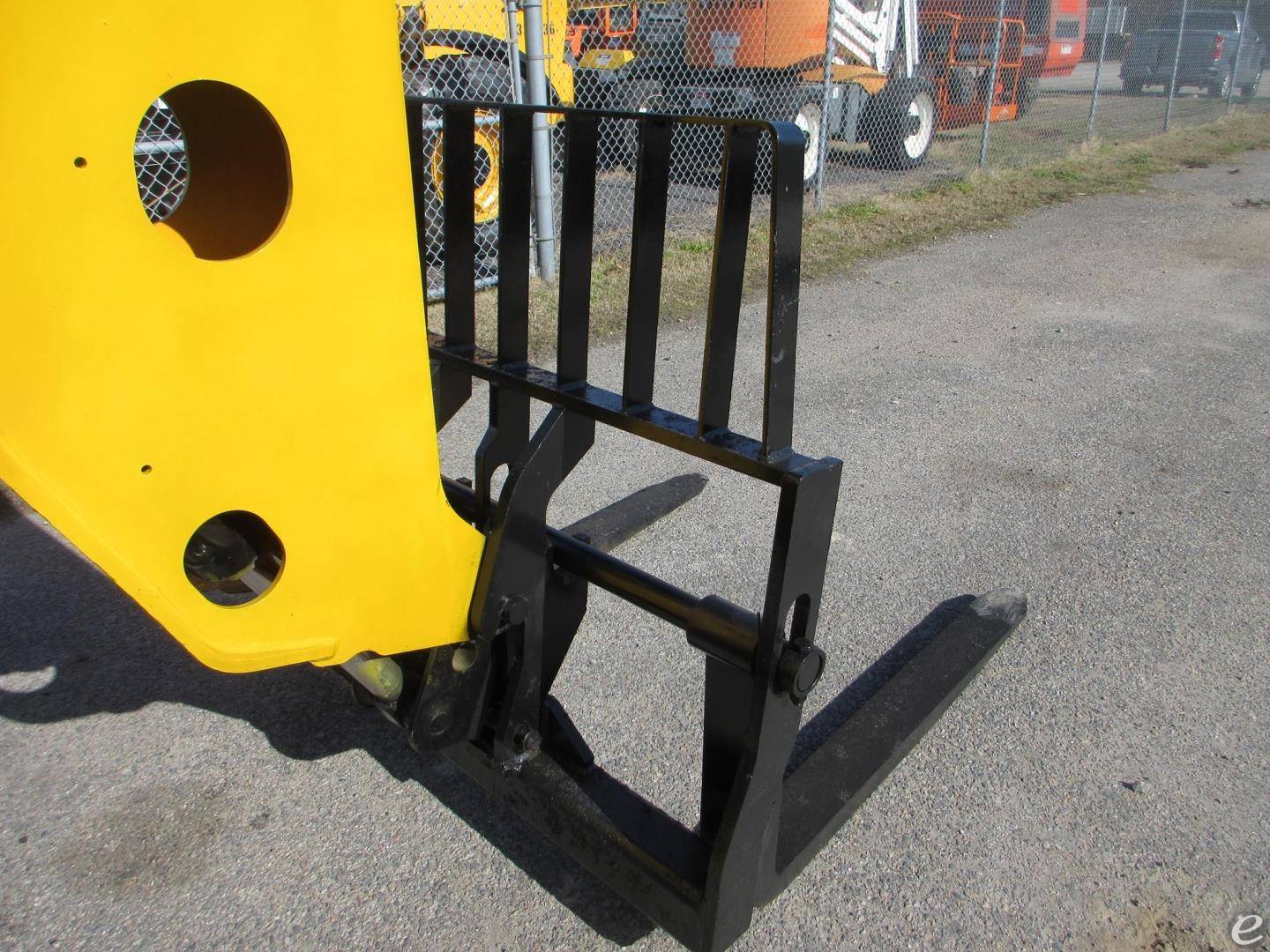 2015 JCB 510-56