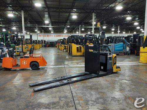 2014 Yale MPC080