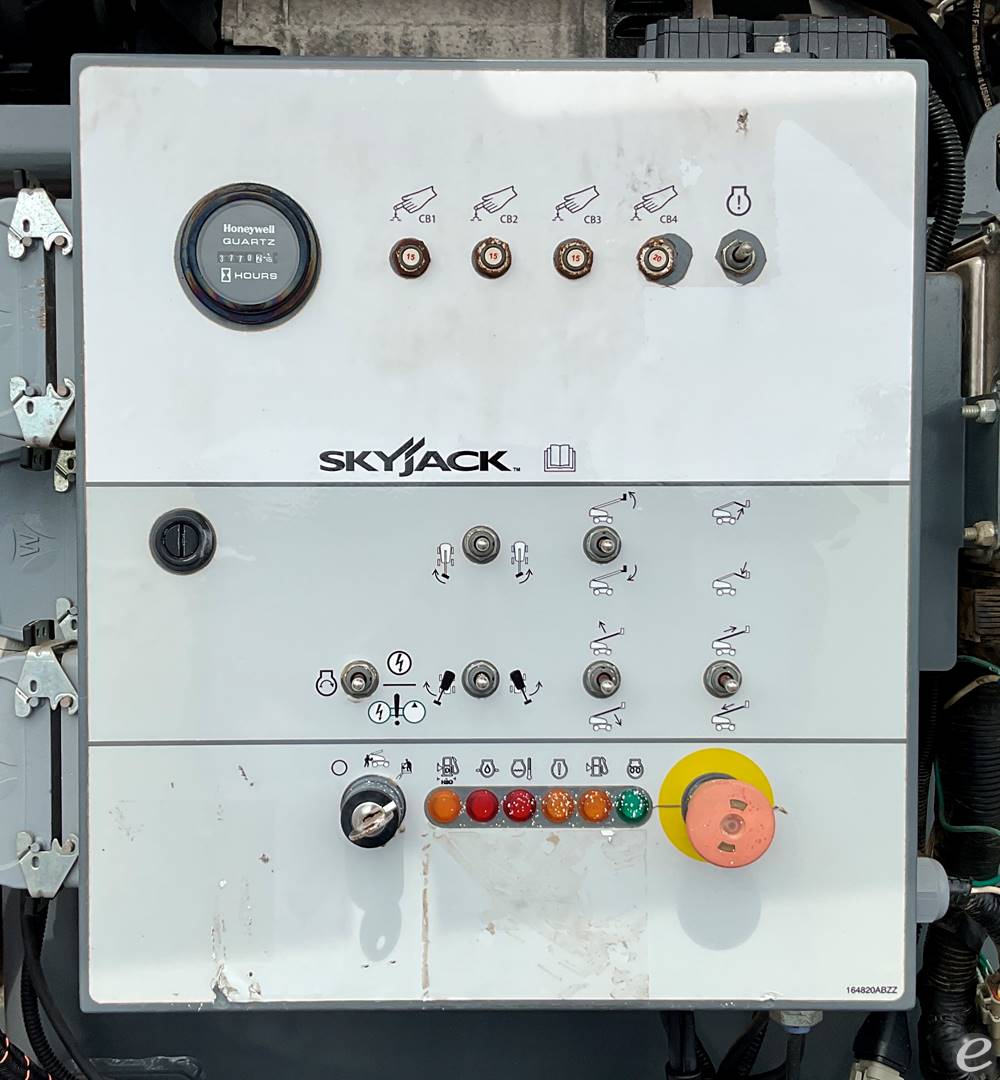 2016 Skyjack SJ61T