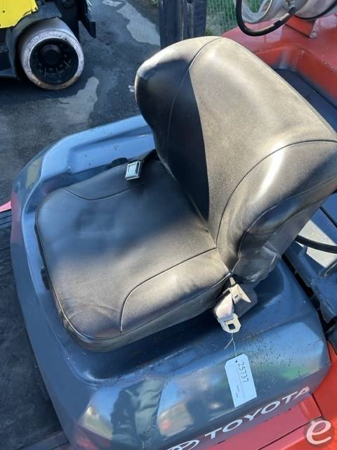 2004 Toyota 7FGU70