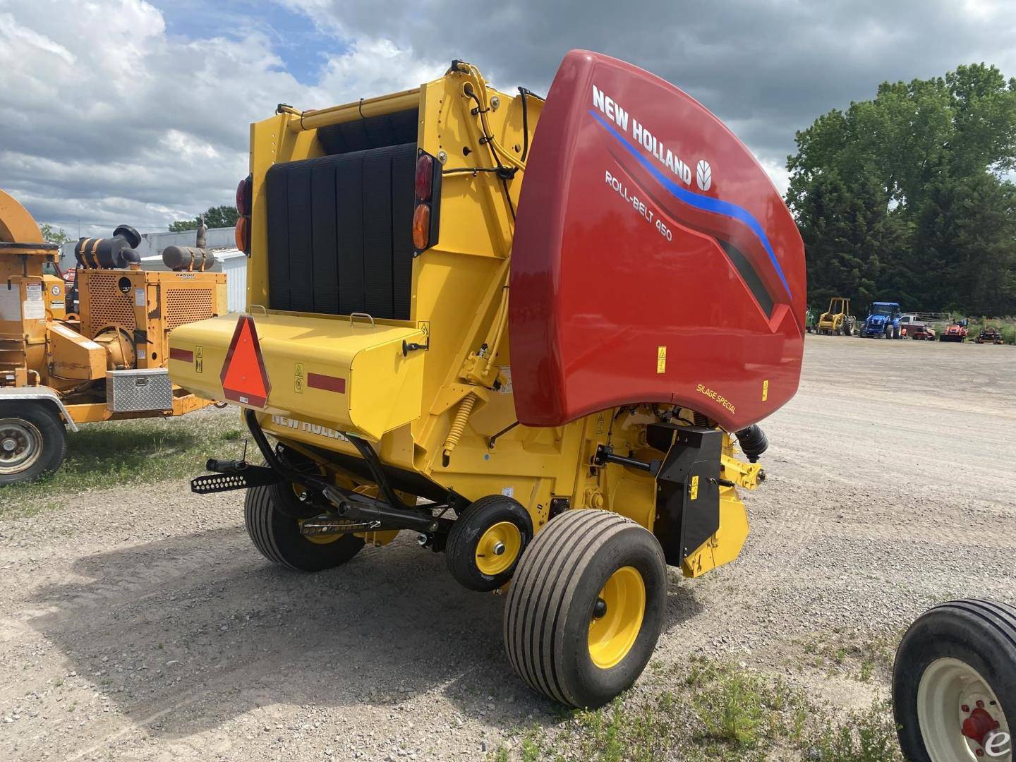 2025 New Holland ROLL-BELT 450