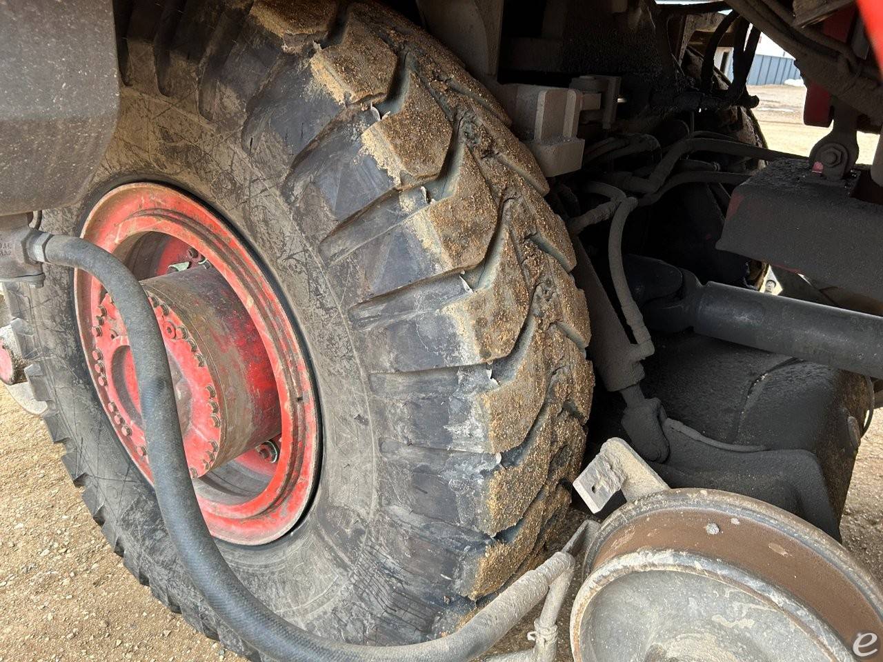 2013 Shuttlewagon NVX8040