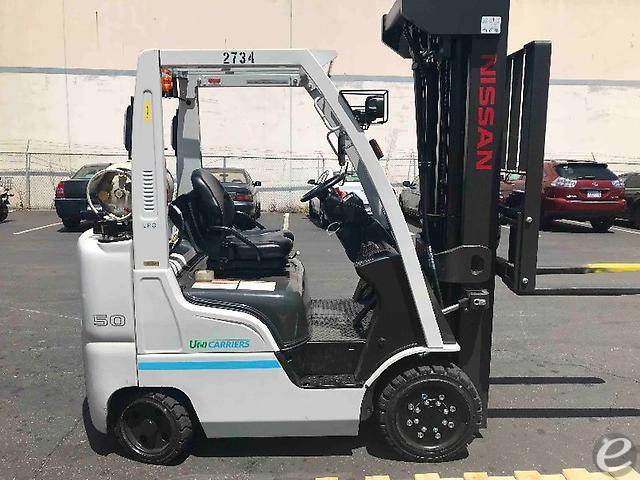 2020 Nissan                        ...