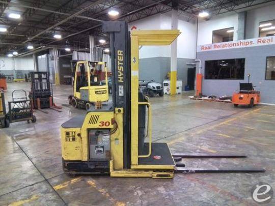 2013 Hyster R30XMS3 Electric Order Picker - 123Forklift