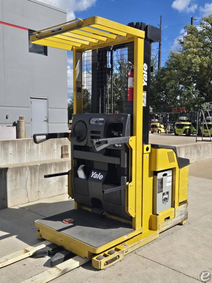 2019 Yale OS030EF