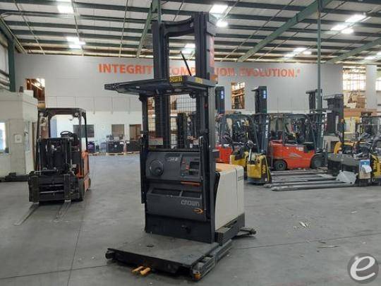 2019 Crown SP4050-30