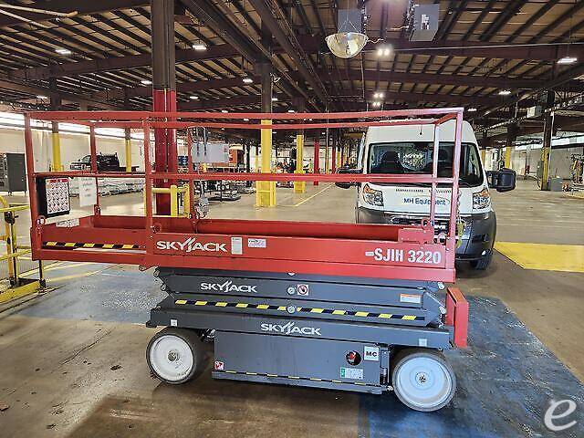 2019 Skyjack SJ-3220 Electric Sciss...