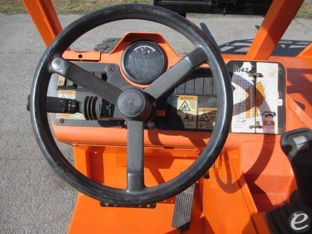 2016 JLG 6042