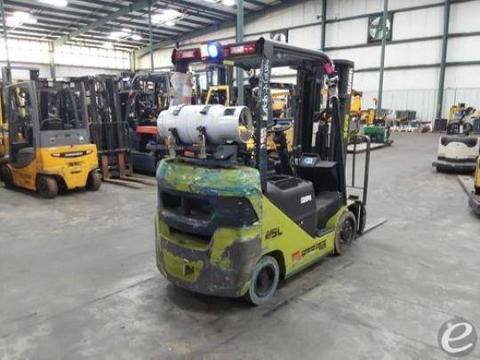 2022 Clark S25CL