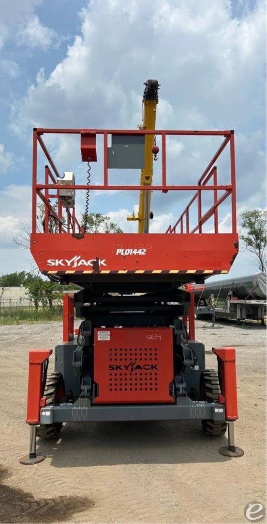 2015 Skyjack SJ9250RT