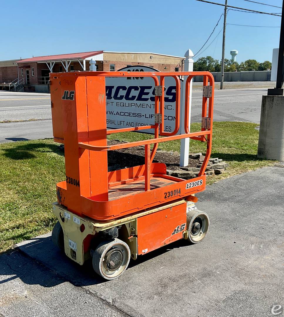 2019 JLG 1230ES