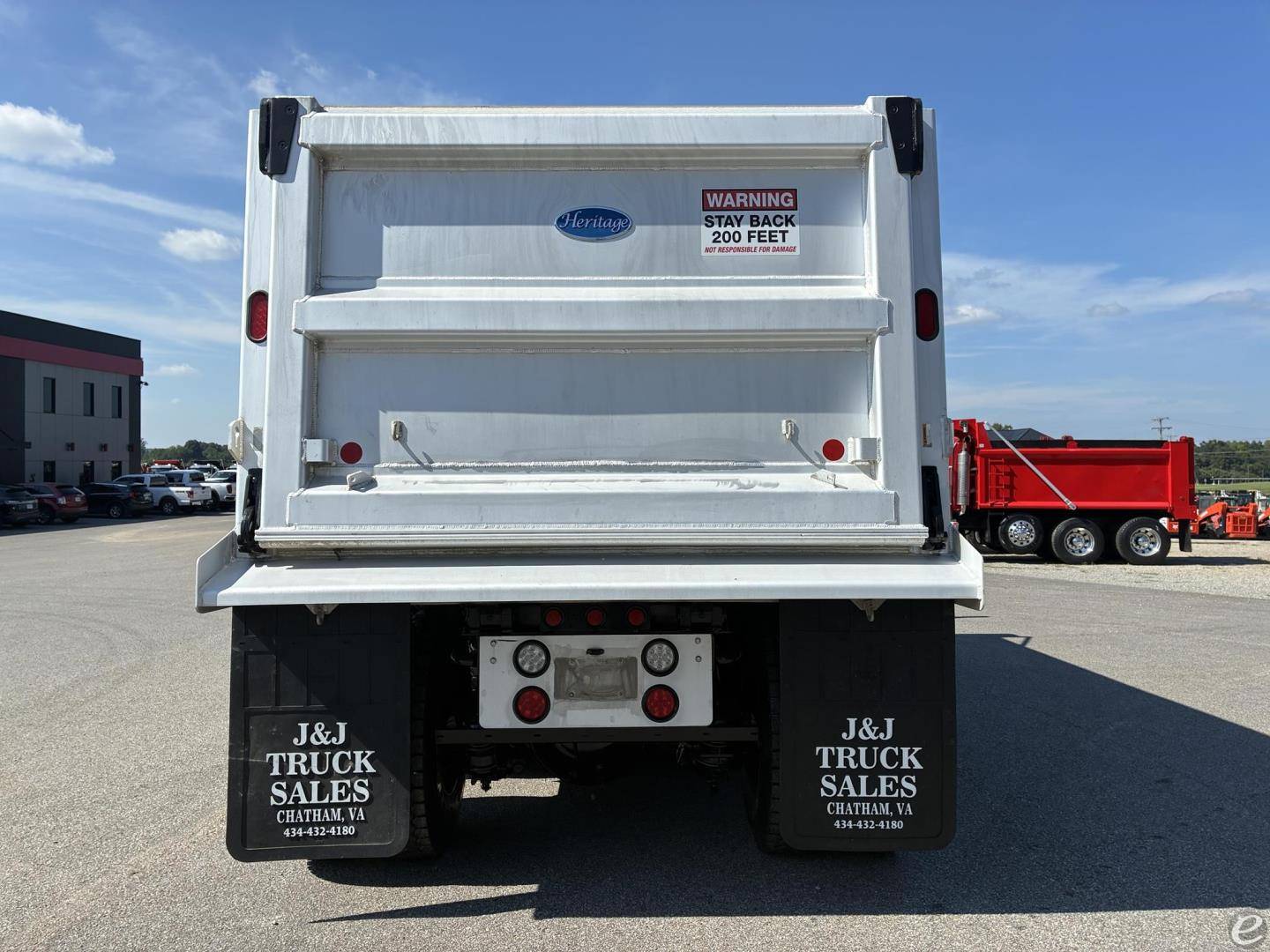 2023 Freightliner 122SD