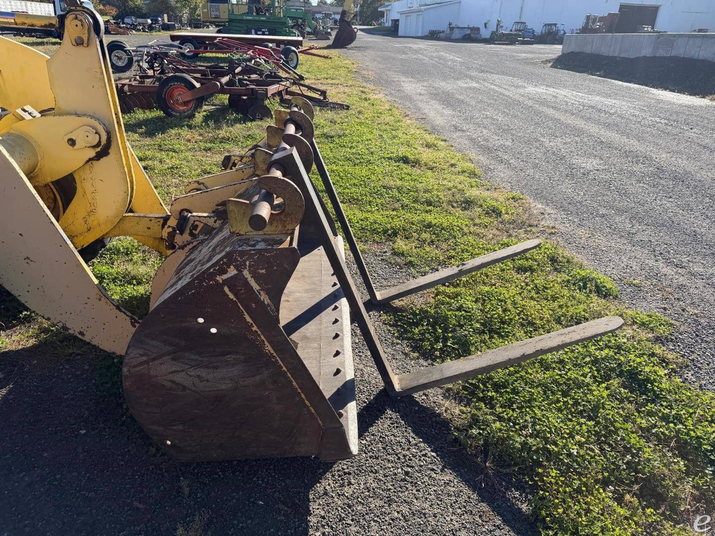 2000 New Holland LW80
