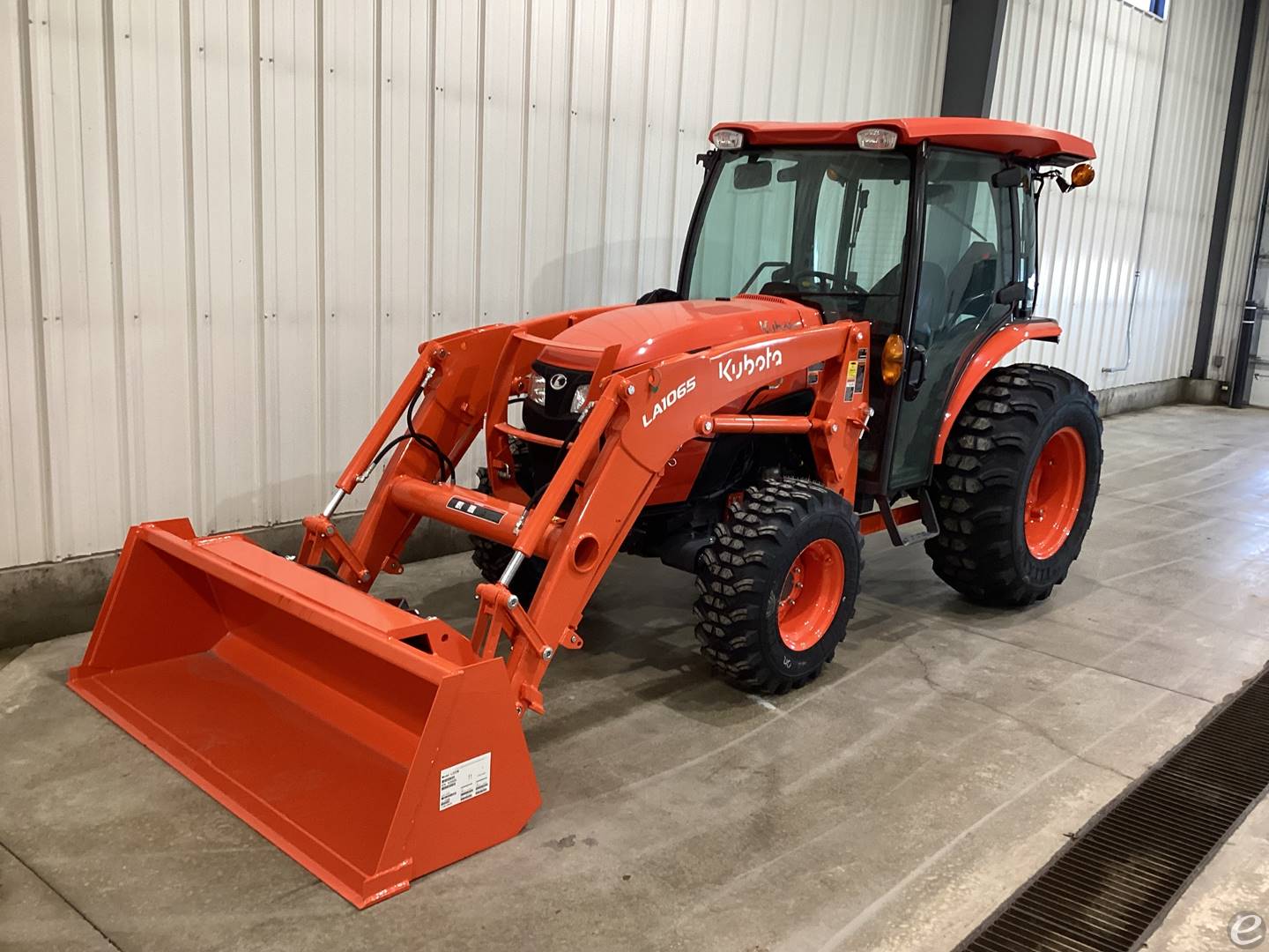 2025 Kubota MX6000HSTC