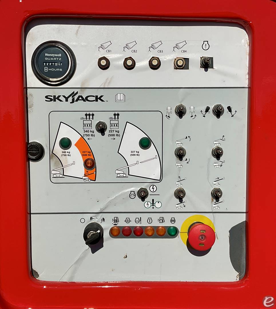 2016 Skyjack SJ86T