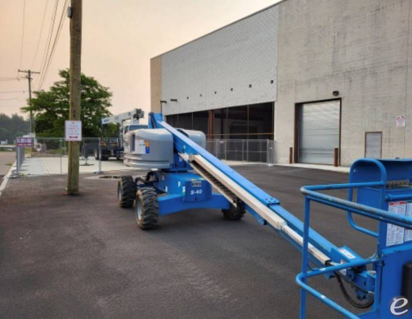 2005 Genie S-40
