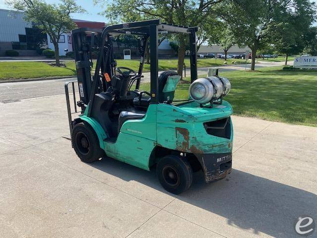 2019 Mitsubishi FG30N