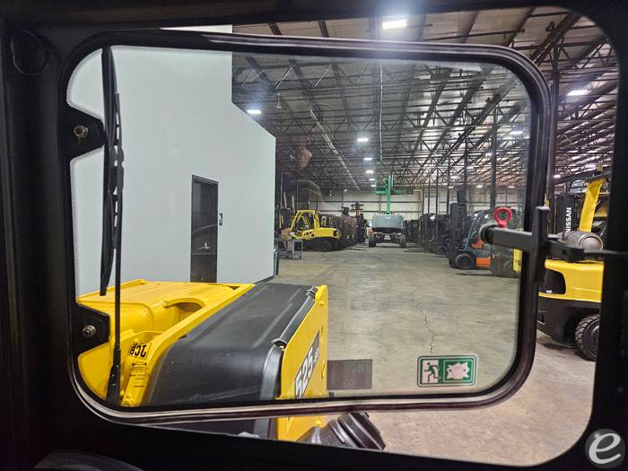 2017 JCB 525-60