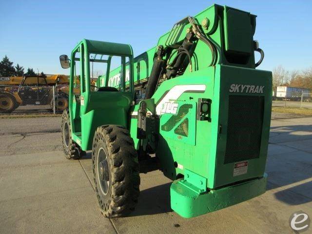 2014 JLG 6042