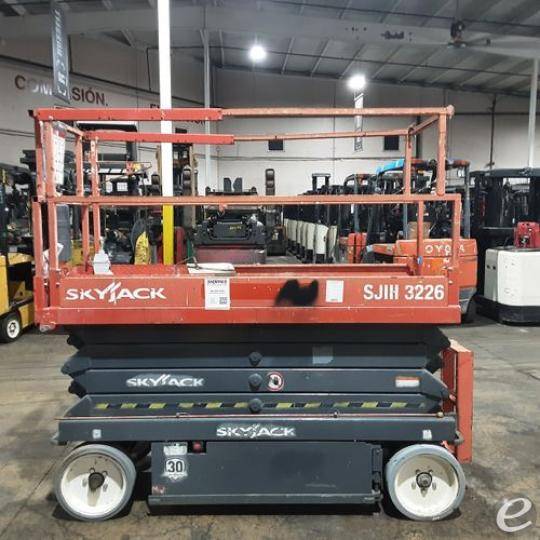 2015 Skyjack SJ3226