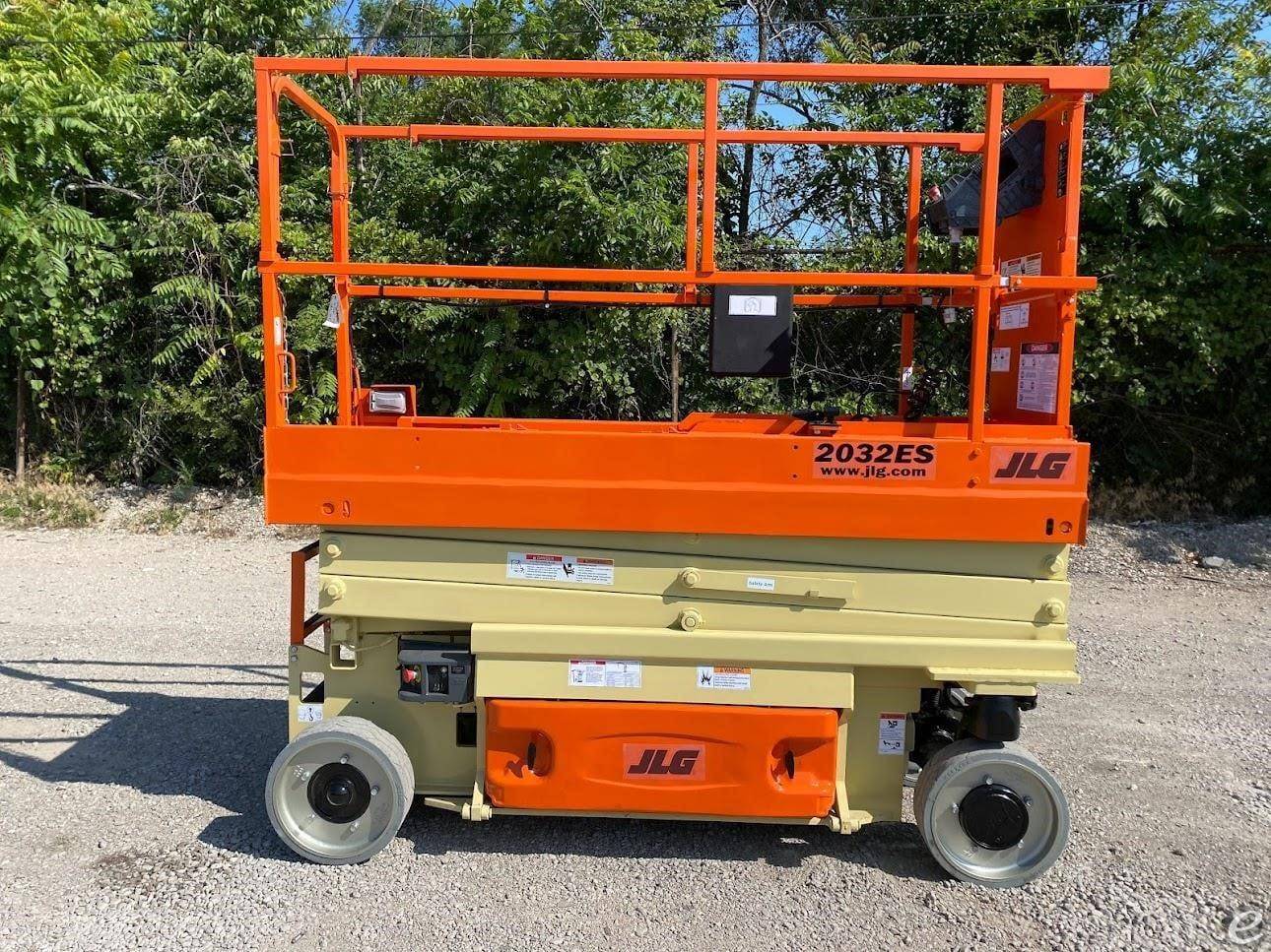 2016 JLG 2032ES
