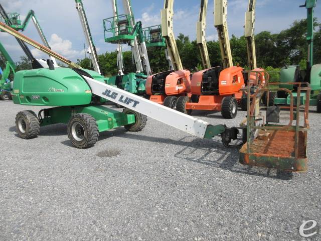2014 JLG 400S