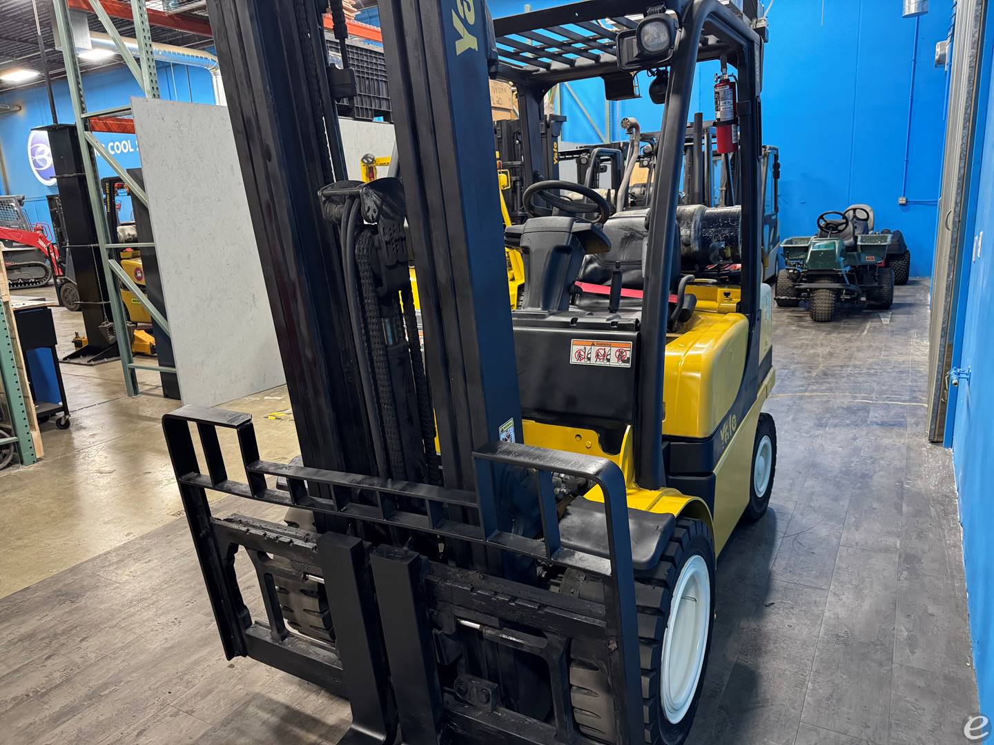 2016 Doosan GLP060VX