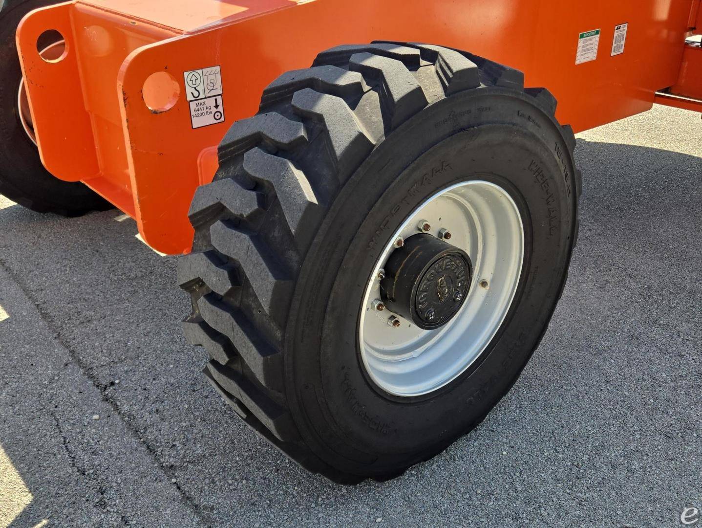 2012 JLG 660SJ