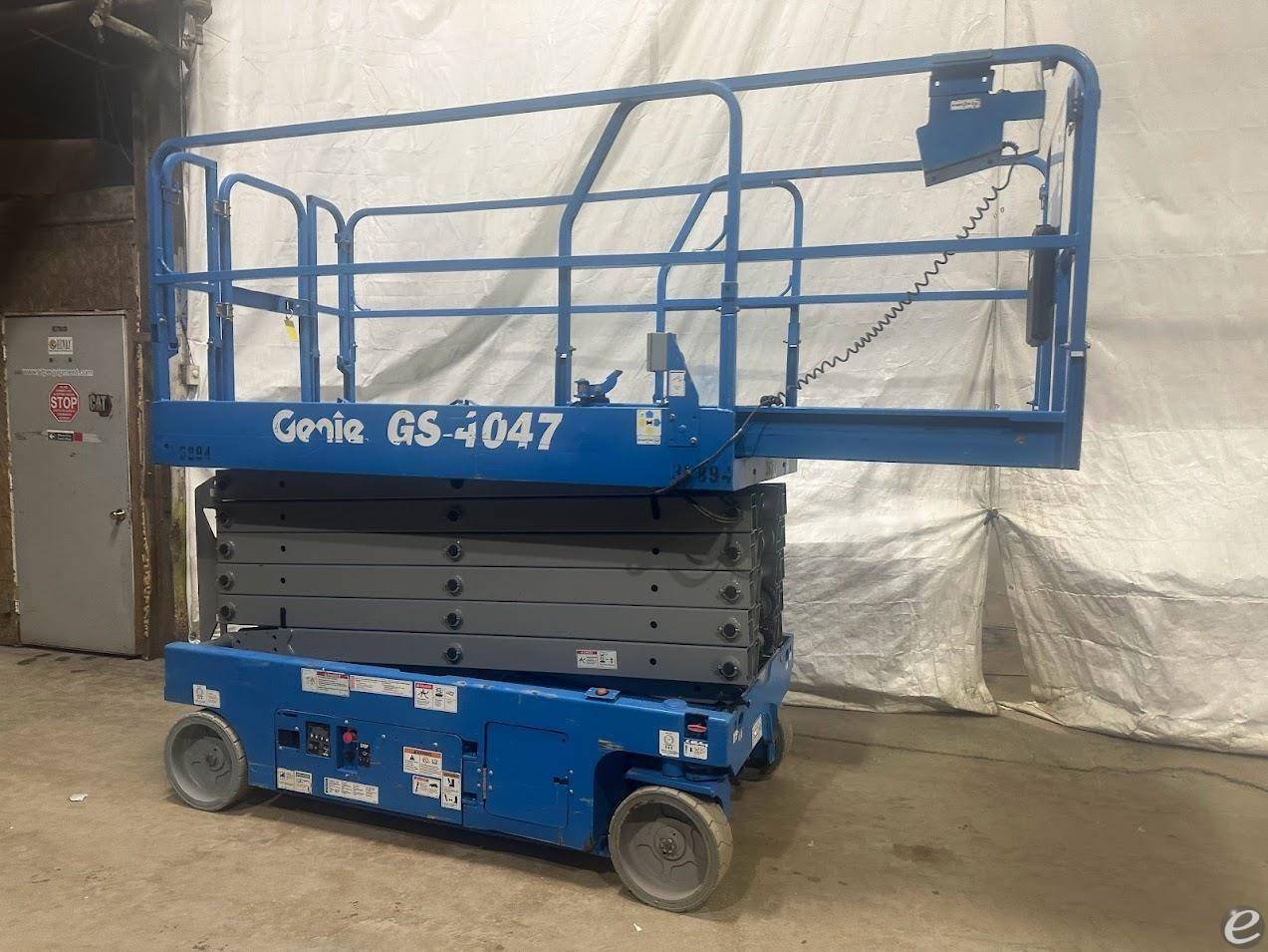 2016 Genie GS4047 Electric Scissor Lift - 123Forklift
